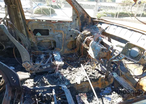 2014 Toyota Tundra Sr5 5.7L V8 z USA, uszkodzony, nr VIN 5TFDW5F16EX323853